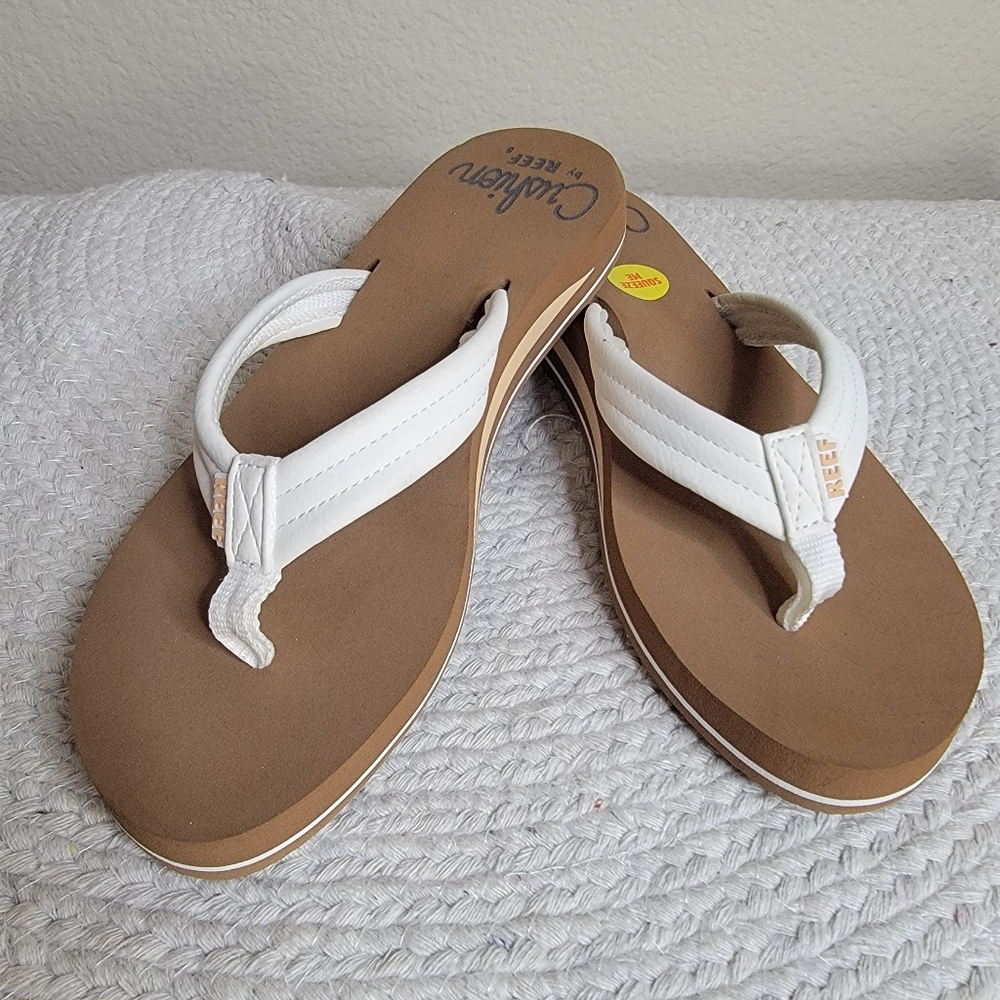 Cushion Reef Thong Sandals